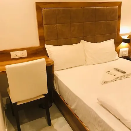 Hotel Kishan Lodging & Boarding-3